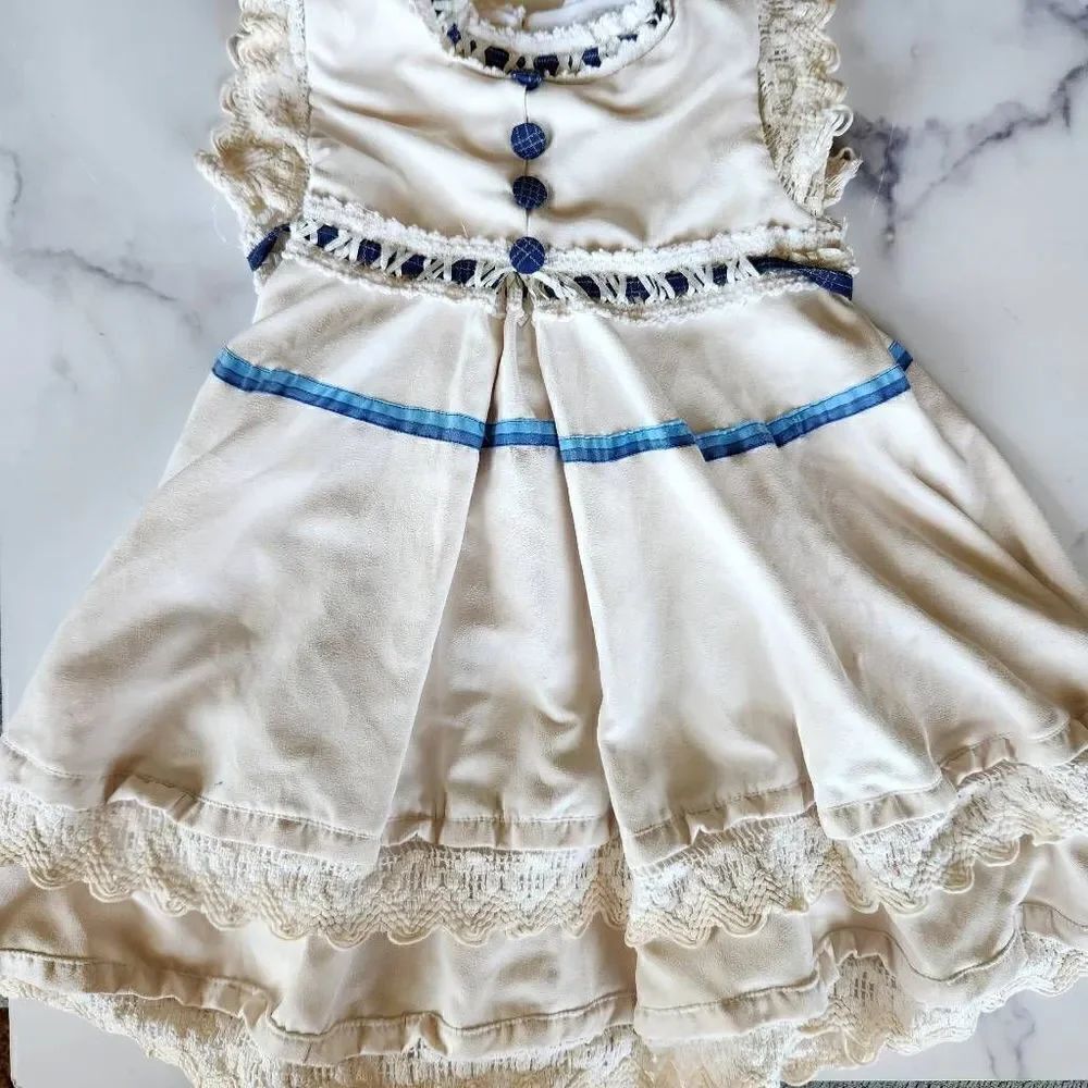 Vintage handmade A-line 3-4t girls toddler cream cottage dress macrame scalloped